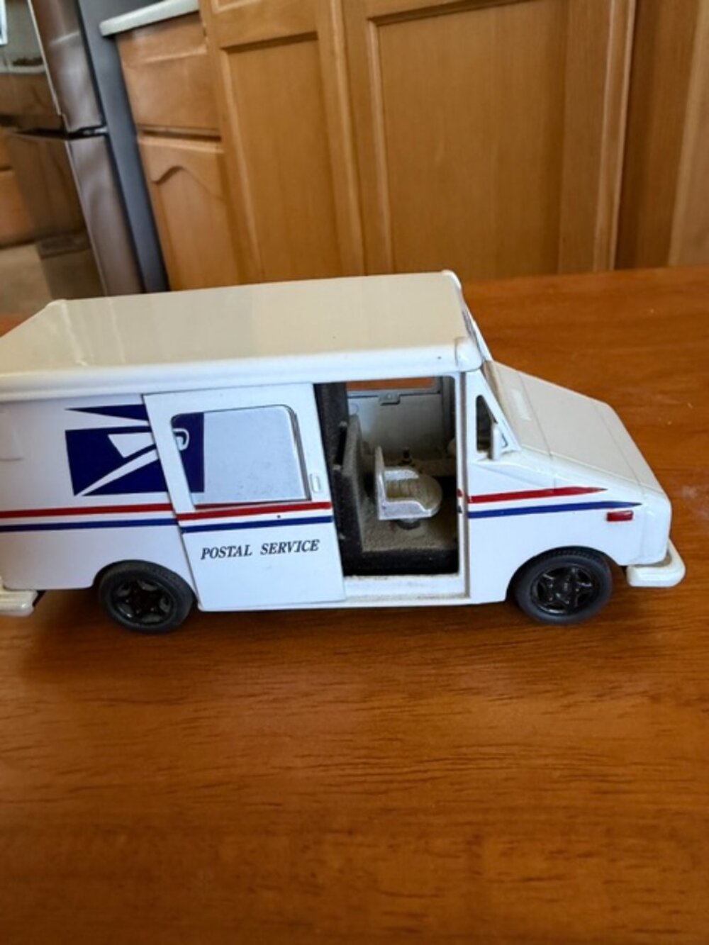USPS Metal Postal Vehicle